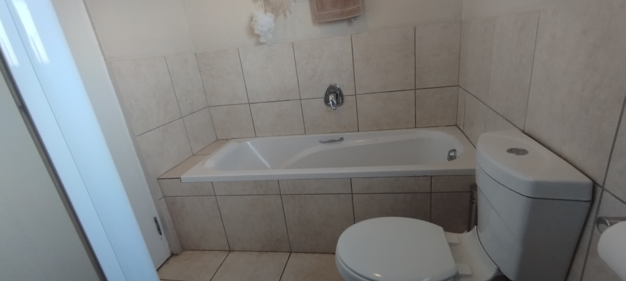 2 Bedroom Property for Sale in Nahoon Valley Park Eastern Cape